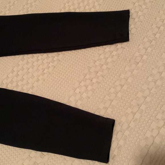 Lilly Pulitzer 28" Mia High-Rise Knit Legging Small Black - Picture 8 of 14